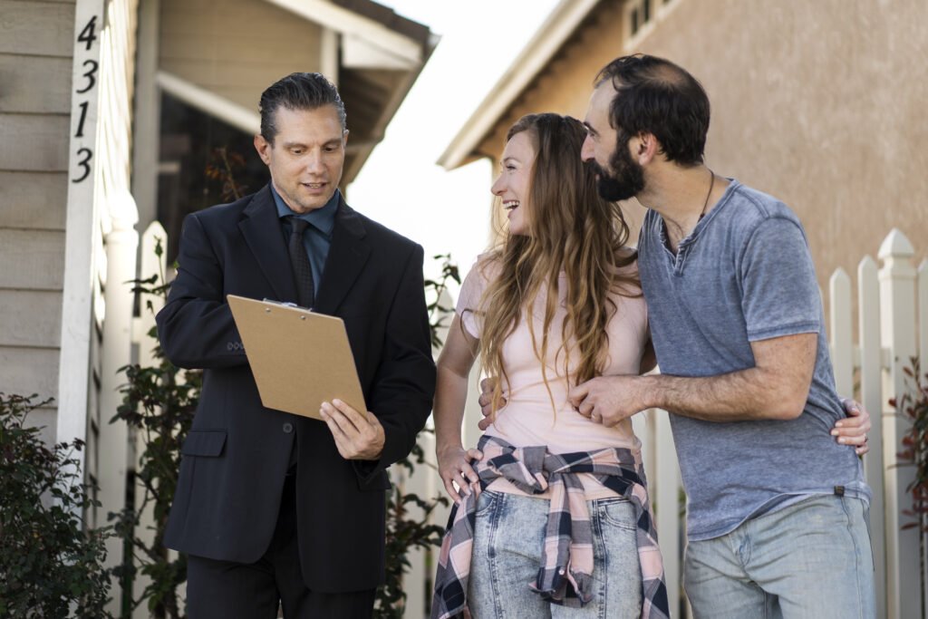 How do successful Real Estate Agents close more deals?